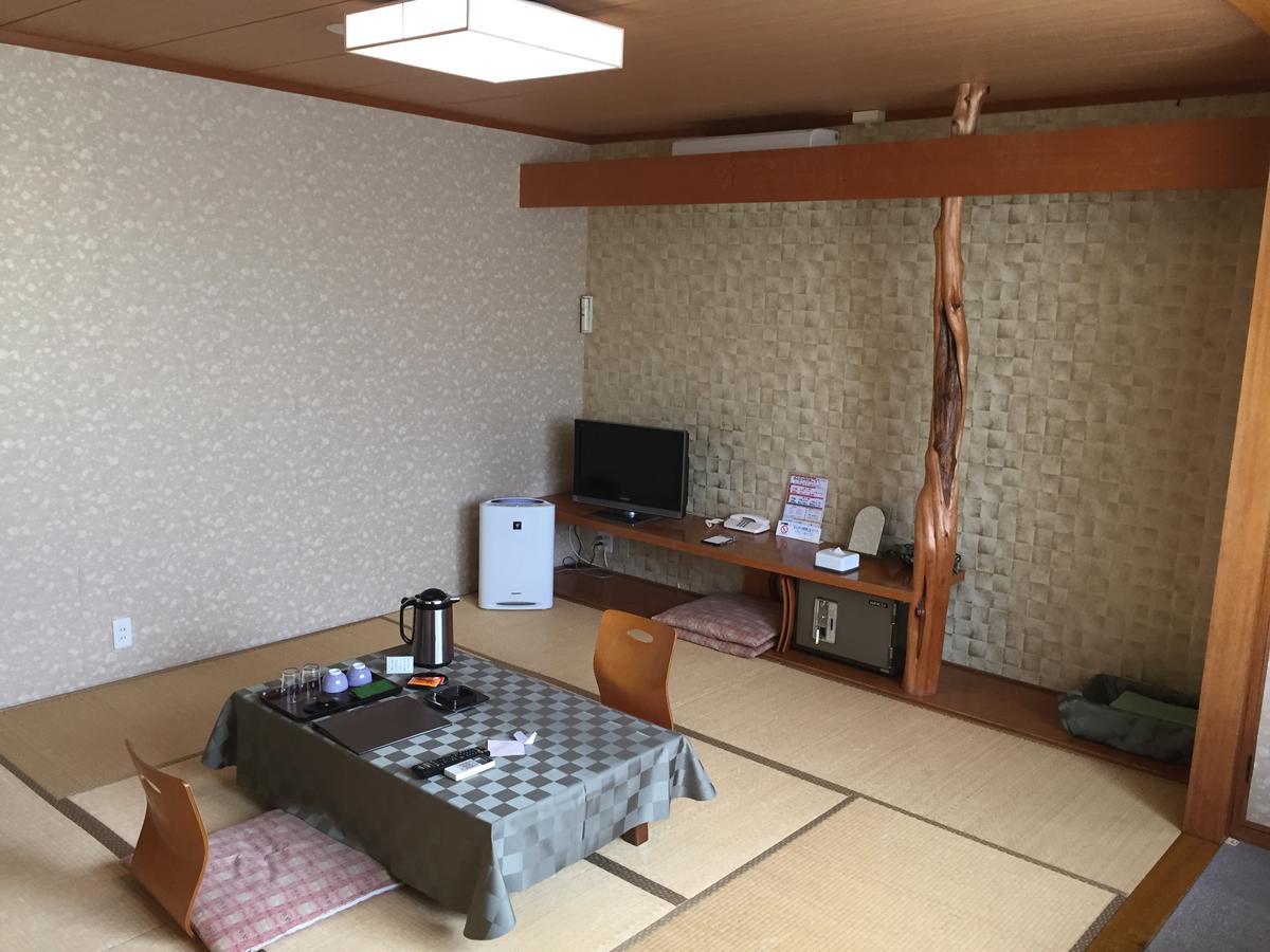 Kitamura Onsen Hotel Iwamizawa Экстерьер фото