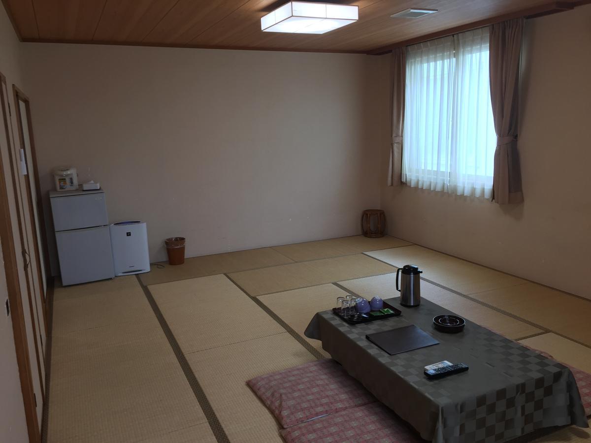 Kitamura Onsen Hotel Iwamizawa Экстерьер фото